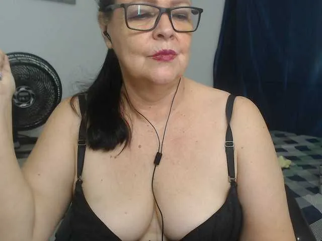 Live sex webcam photo for karime99 #293794554