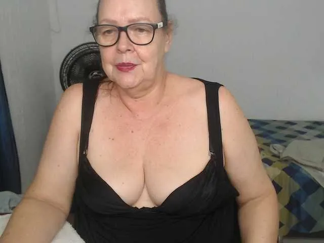 Live sex webcam photo for karime99 #294109097