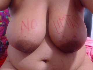 Live sex webcam photo for karimee #223417525