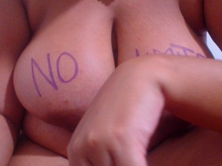 Live sex webcam photo for karimee #226432377