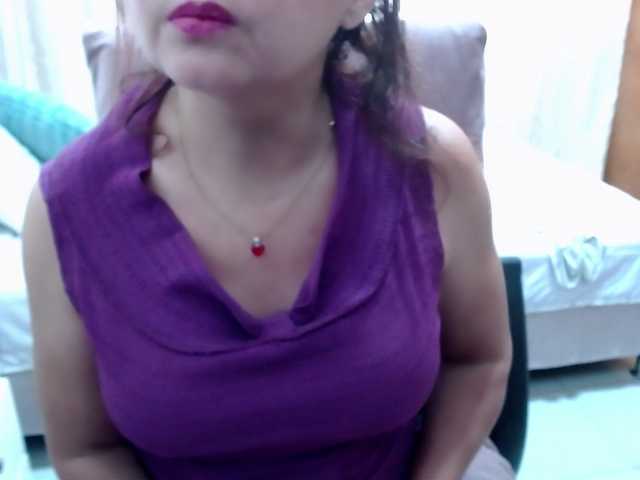 Live sex webcam photo for karinamasmi #272677559