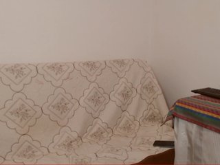 Live sex webcam photo for kariniawi #219847997