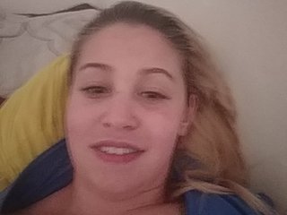 Live sex webcam photo for kariniawi #226059257