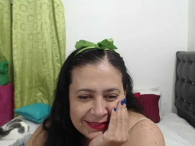 Live sex webcam photo for karla-tomm43 #271918056