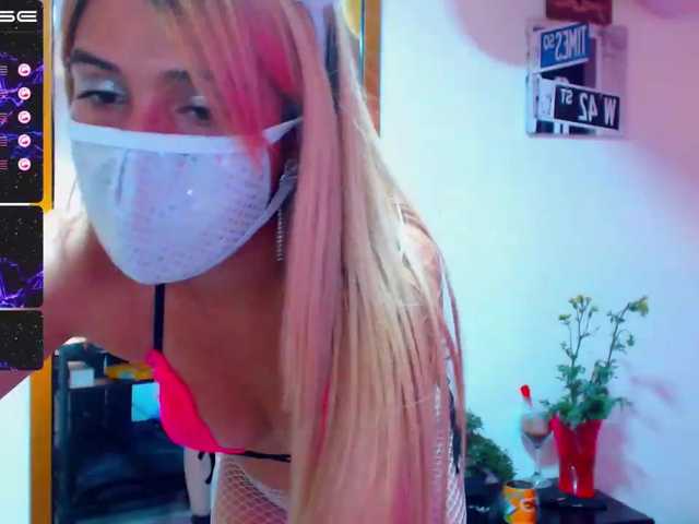 Live sex webcam photo for karlagrey #272089765