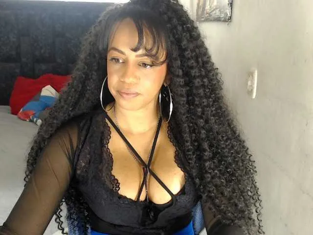 Live sex webcam photo for karlie-hot #292290752