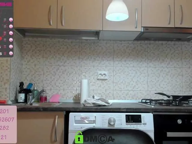 Live sex webcam photo for karo131324 #271696478