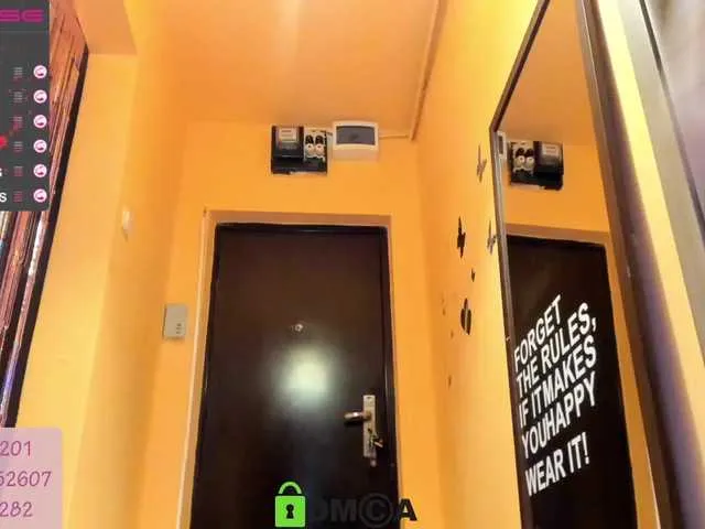 Live sex webcam photo for karo131324 #272200634