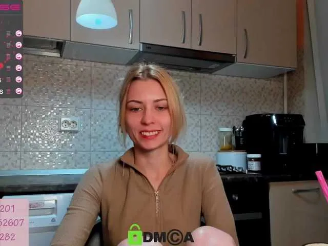 Live sex webcam photo for karo131324 #272346997