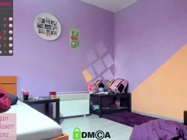 Live sex webcam photo for karo131324 #272561759