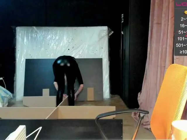 Live sex webcam photo for karo131324 #273043637