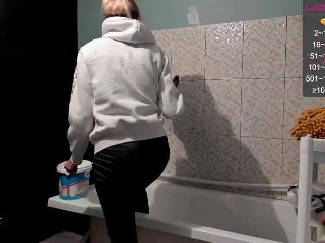 Live sex webcam photo for karo131324 #273114485