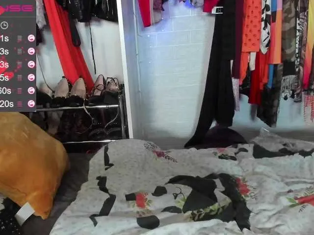 Live sex webcam photo for karo131324 #273553372