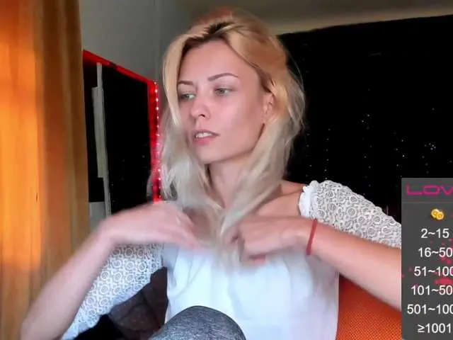Live sex webcam photo for karo131324 #274592886