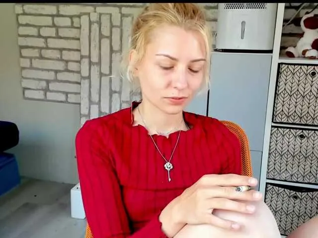 Live sex webcam photo for karo131324 #275719962