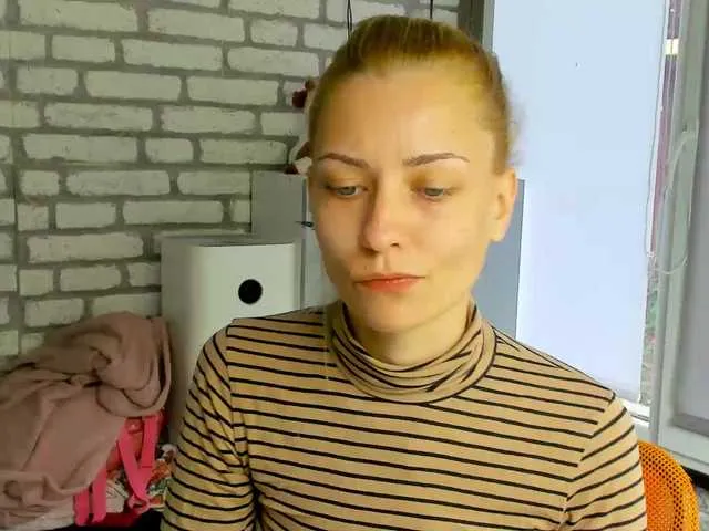 Live sex webcam photo for karo131324 #276056191