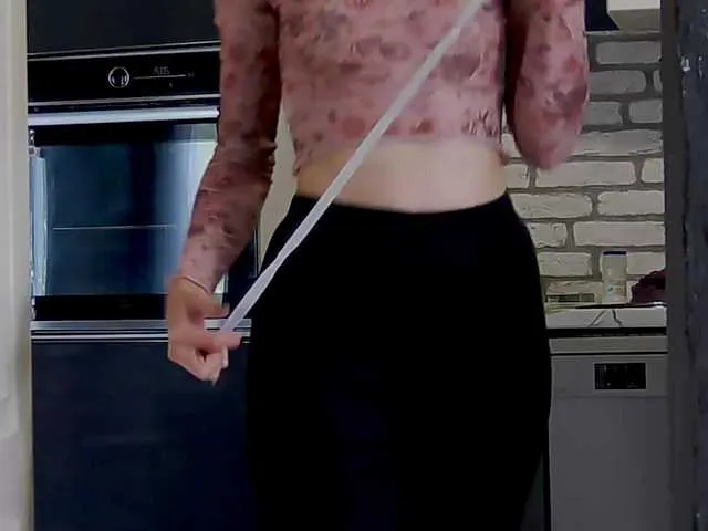 Live sex webcam photo for karo131324 #276276503