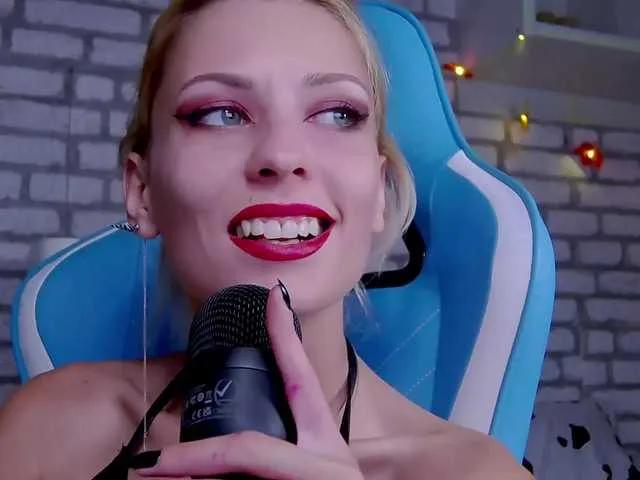 Live sex webcam photo for karo131324 #276286713