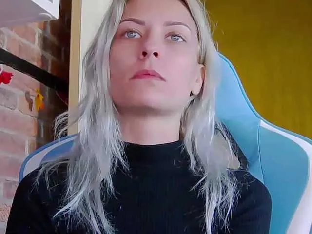 Live sex webcam photo for karo131324 #276366913