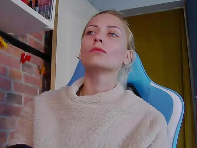 Live sex webcam photo for karo131324 #276396873