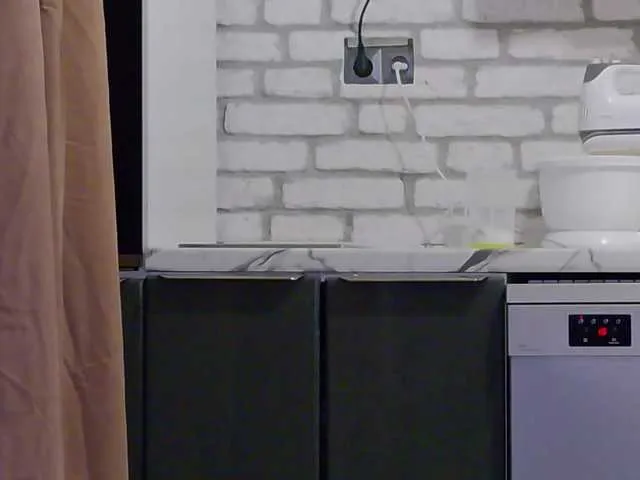 Live sex webcam photo for karo131324 #276465294