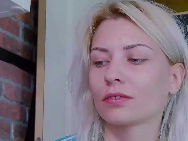 Live sex webcam photo for karo131324 #276479890