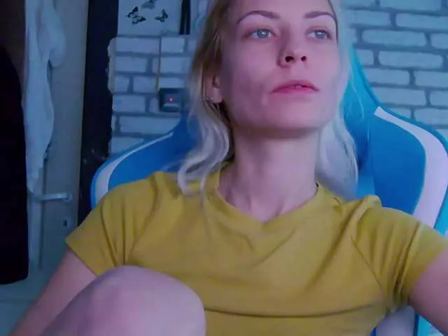 Live sex webcam photo for karo131324 #276807550