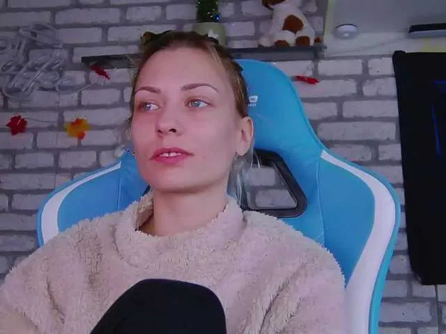 Live sex webcam photo for karo131324 #276906187