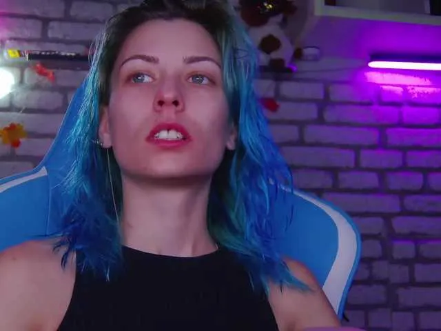 Live sex webcam photo for karo131324 #277056000