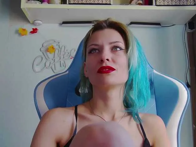 Live sex webcam photo for karo131324 #277194113