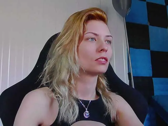 Live sex webcam photo for karo131324 #277976739