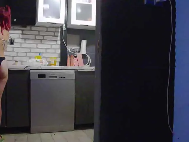 Live sex webcam photo for karo131324 #288617247