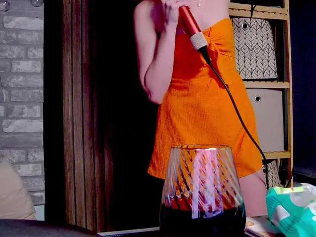 Live sex webcam photo for karo131324 #290569542