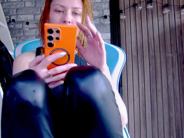 Live sex webcam photo for karo131324 #290588805