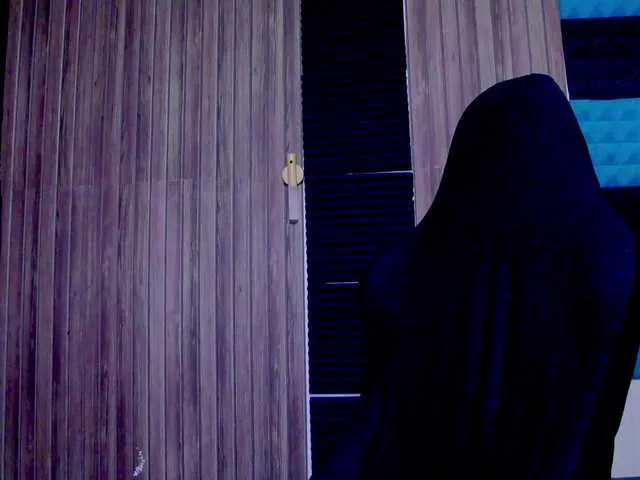 Live sex webcam photo for karo131324 #290704706