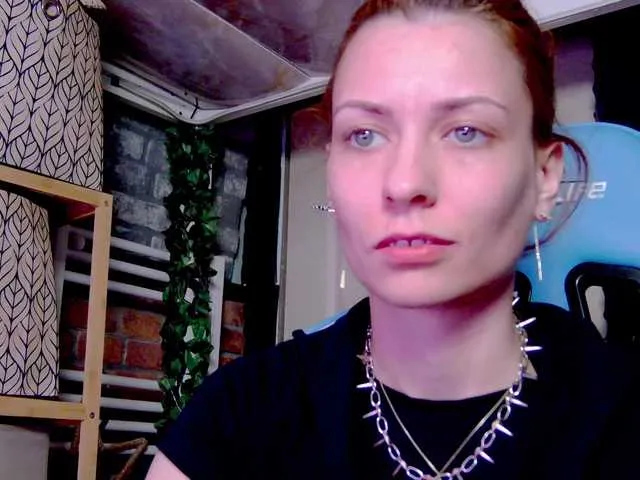 Live sex webcam photo for karo131324 #290829540