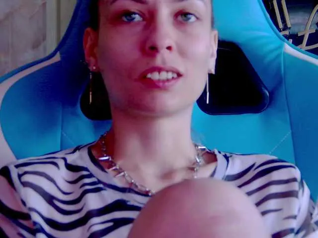 Live sex webcam photo for karo131324 #290832876