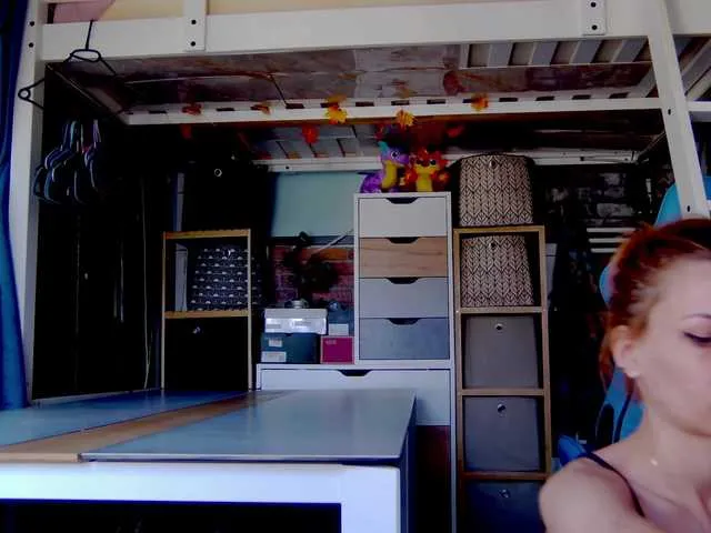 Live sex webcam photo for karo131324 #290930332