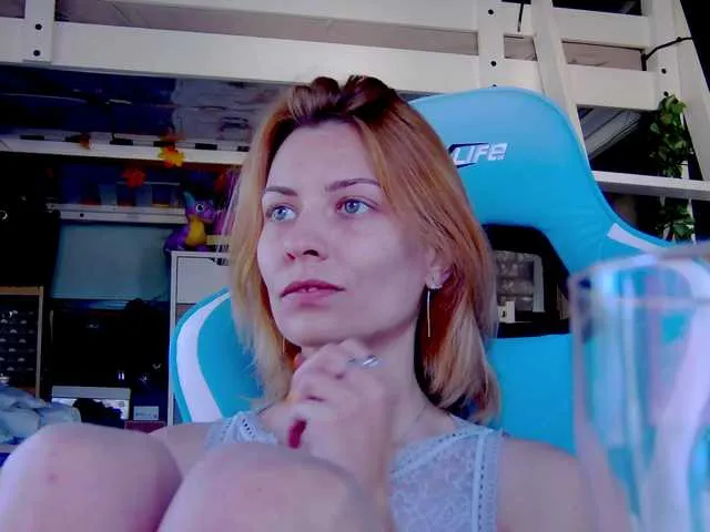 Live sex webcam photo for karo131324 #290989895