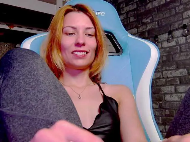 Live sex webcam photo for karo131324 #290992974