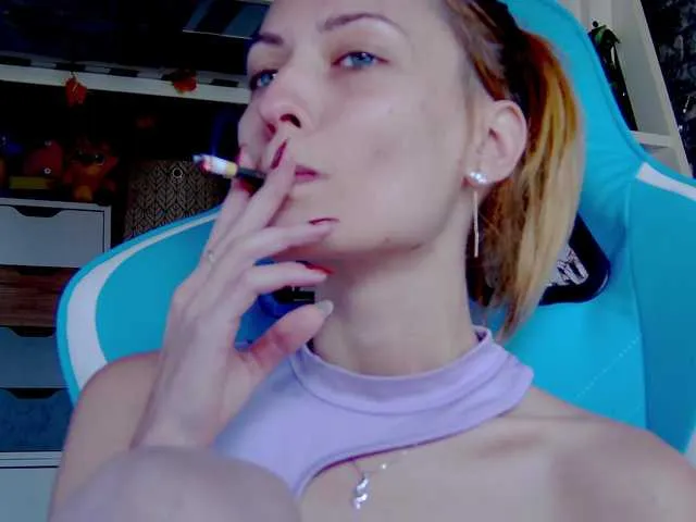 Live sex webcam photo for karo131324 #291009258