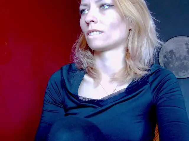 Live sex webcam photo for karo131324 #291089054