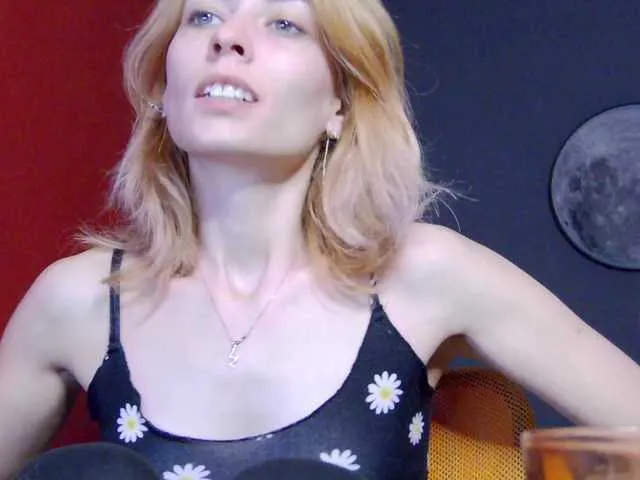 Live sex webcam photo for karo131324 #291121016