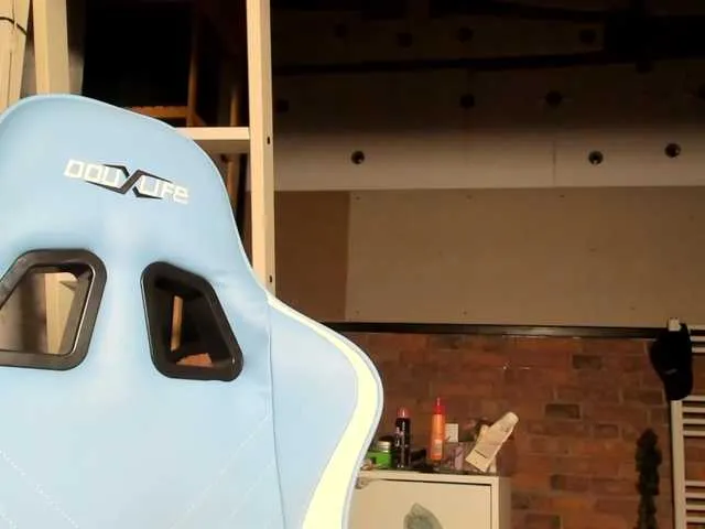 Live sex webcam photo for karo131324 #291832821