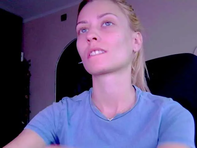 Live sex webcam photo for karo131324 #292014317