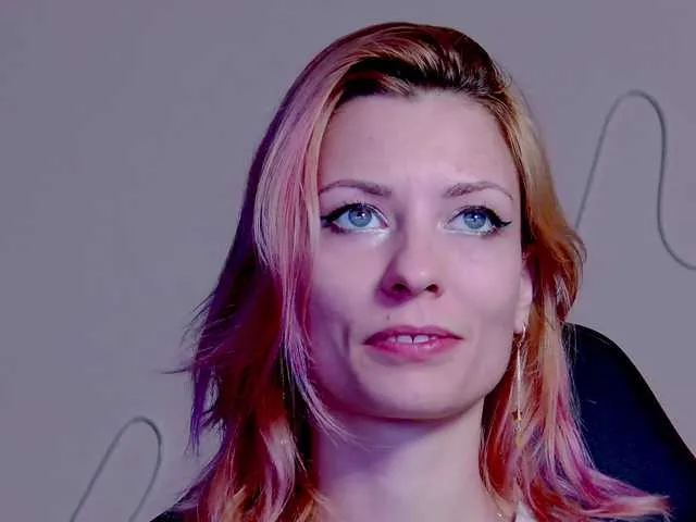 Live sex webcam photo for karo131324 #292191238