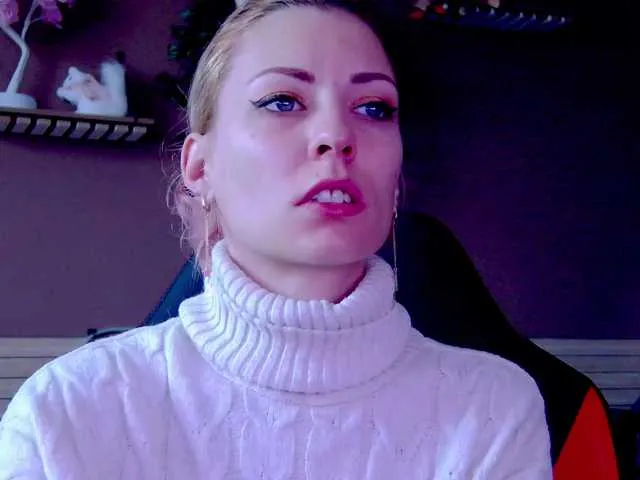 Live sex webcam photo for karo131324 #292394739