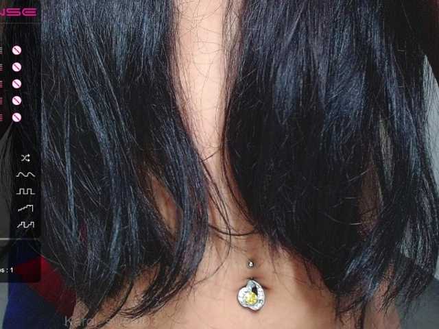 Live sex webcam photo for karol-sweet02 #271741799