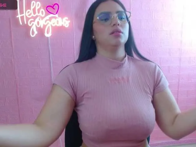Live sex webcam photo for karol0906 #291659010