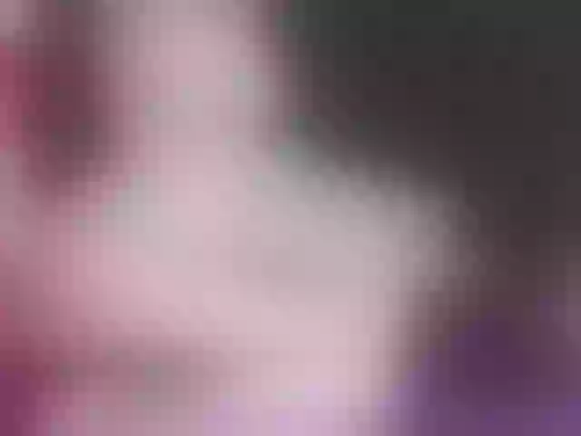 Live sex webcam photo for karolain589 #272542942